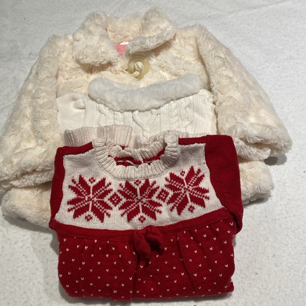 GYMBOREE 2 DRESSES AND WHITE GORGEOUS JACKET SIZE Baby 6-12 .
